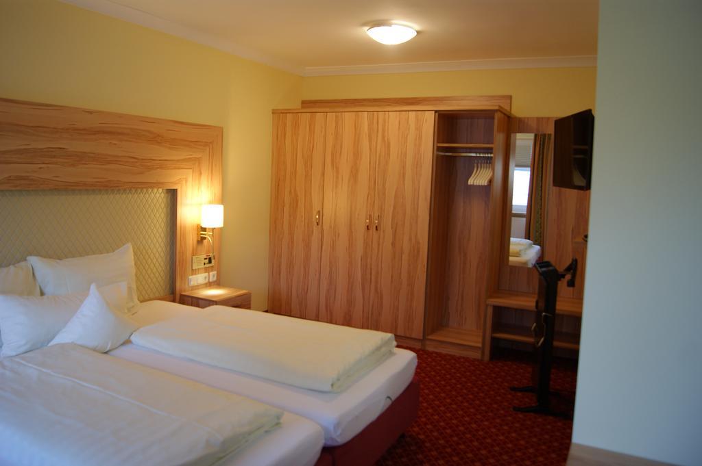 Kurhotel Kaiser Trajan Bad Gögging Oda fotoğraf